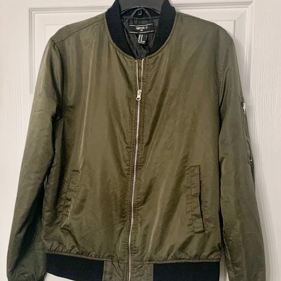 Forever 21 Wind Breaker/ Bomber Jacket - Picture 1 of 3